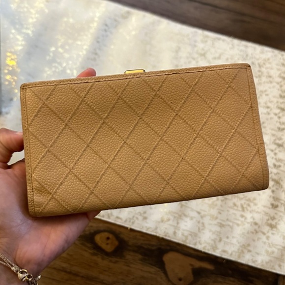 Chanel Tan Wallet w/Coin Purse - Picture 4 of 17